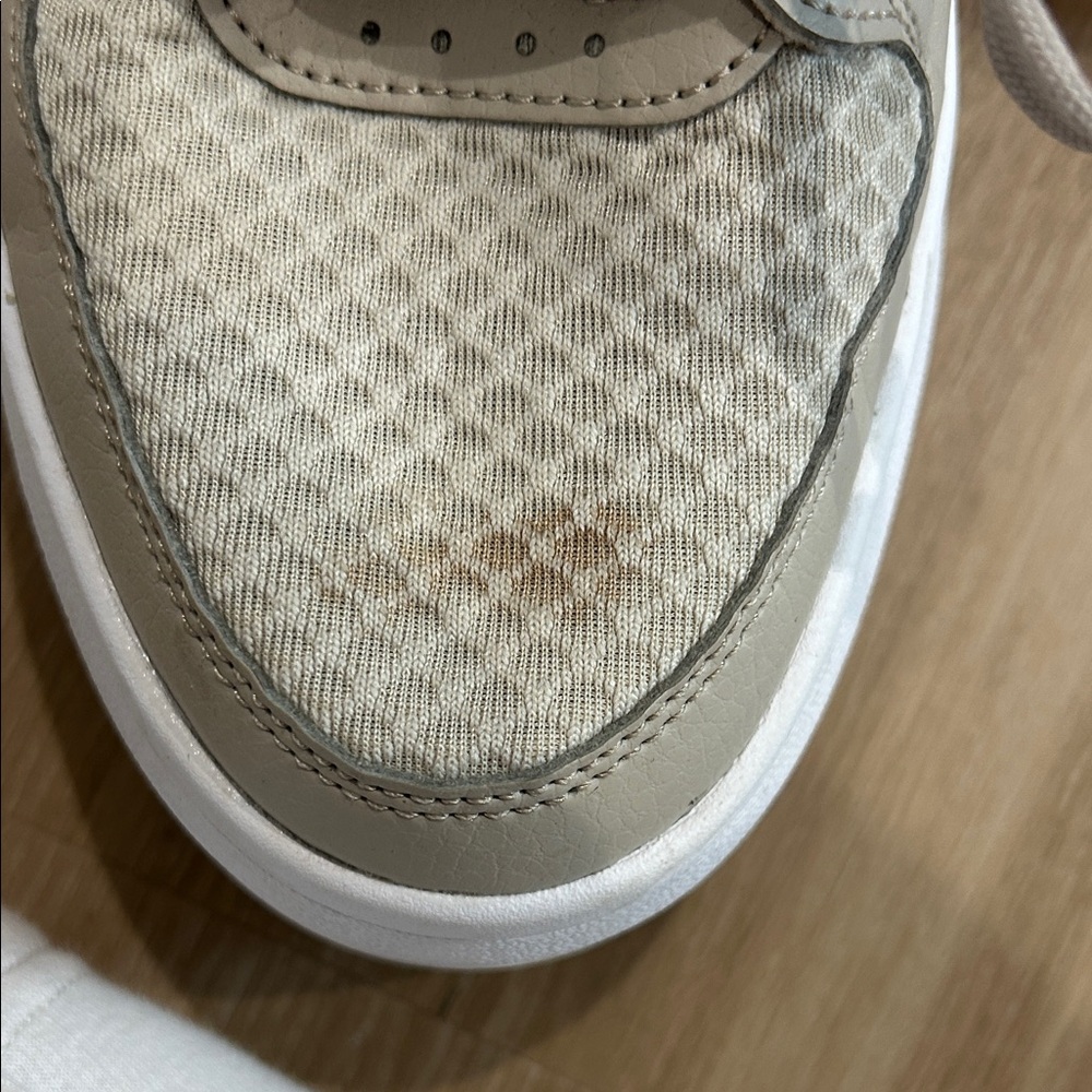 Nike Court Vision Alta TXT Women’s Cream/Saturn Gold - Picture 3 of 8